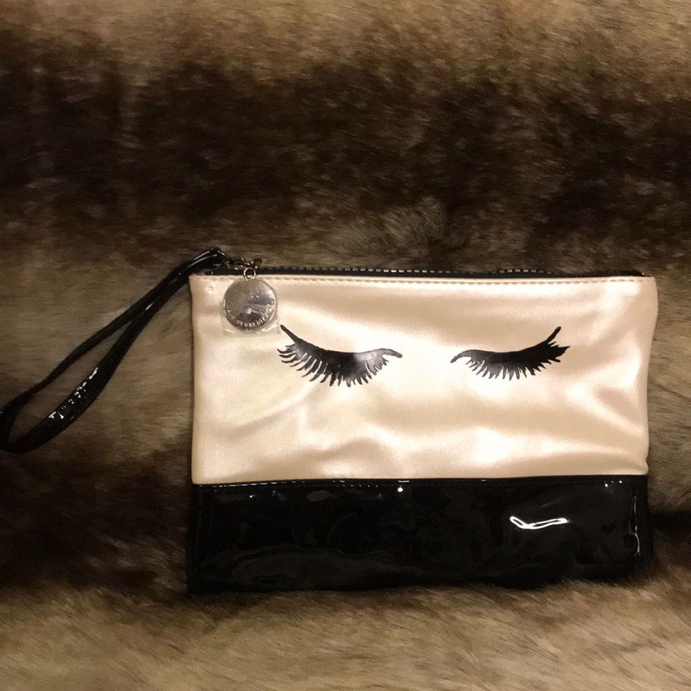 Sassy eye lash makeup cosmetic clutch bag